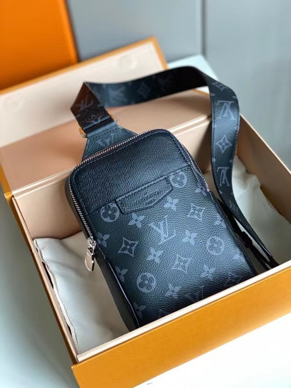 HOT SALE LOUIS VUITTON OUTDOOR SLINGBAG