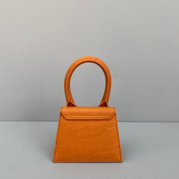 HOT SALE JACQUEMUS Le Chiquito Mini Bag