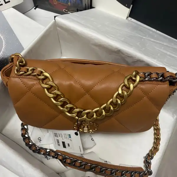 Frstbag ru CHANEL 19 FLAP BAG