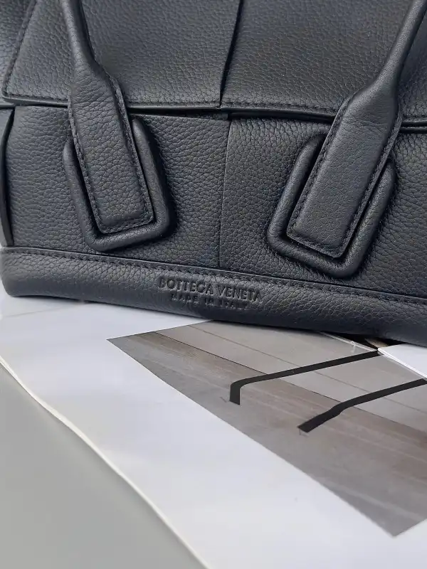 Frstbag ru BOTTEGA VENETA MINI ARCO