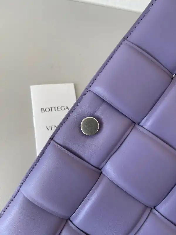 Frstbag ru BOTTEGA VENETA CASSETTE