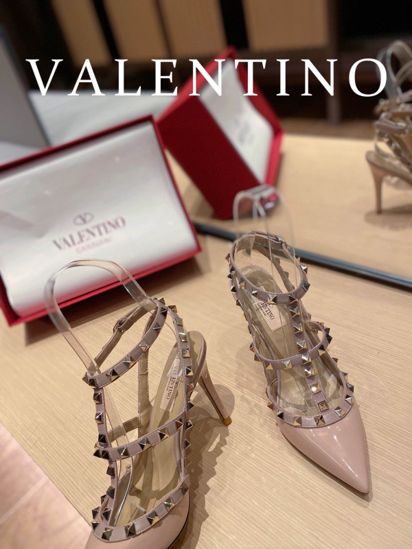 VALENTINO ROCKSTUD SANDAL