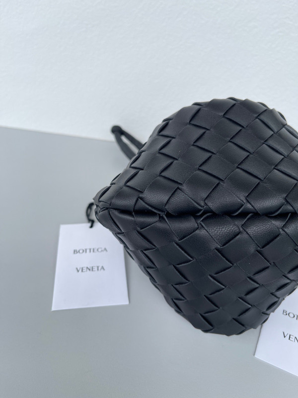 HOT SALE BOTTEGA VENETA Turn