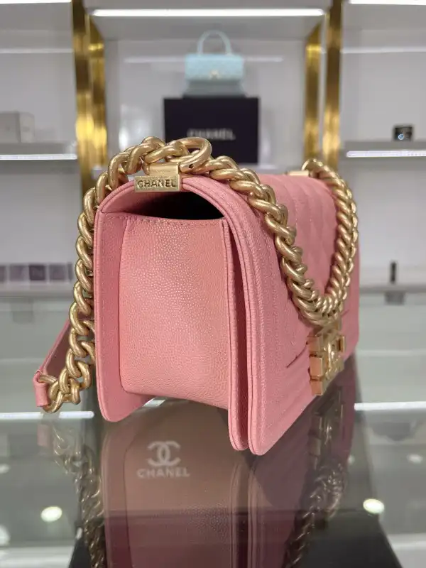 CHANEL BOY BAG 20CM