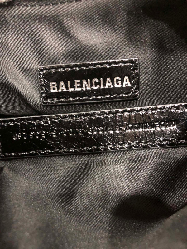 HOT SALE BALENCIAGA WOMEN'S LE CAGOLE XS SHOULDER BAG