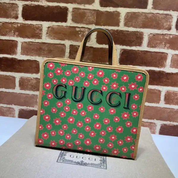 Affordable GUCCI Children's strawberry star tote bag