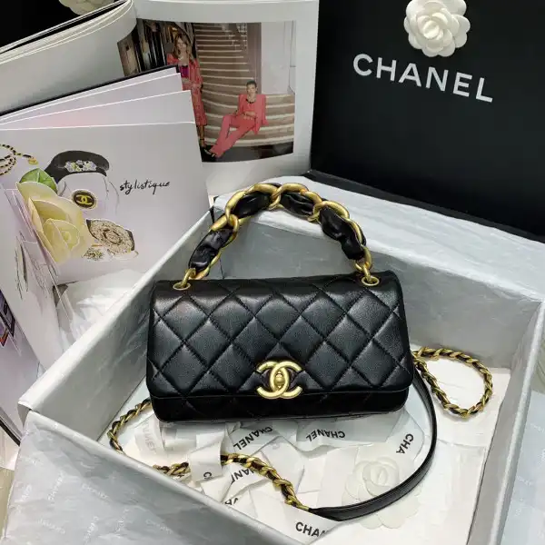 First bag ru CHANEL FLAP BAG