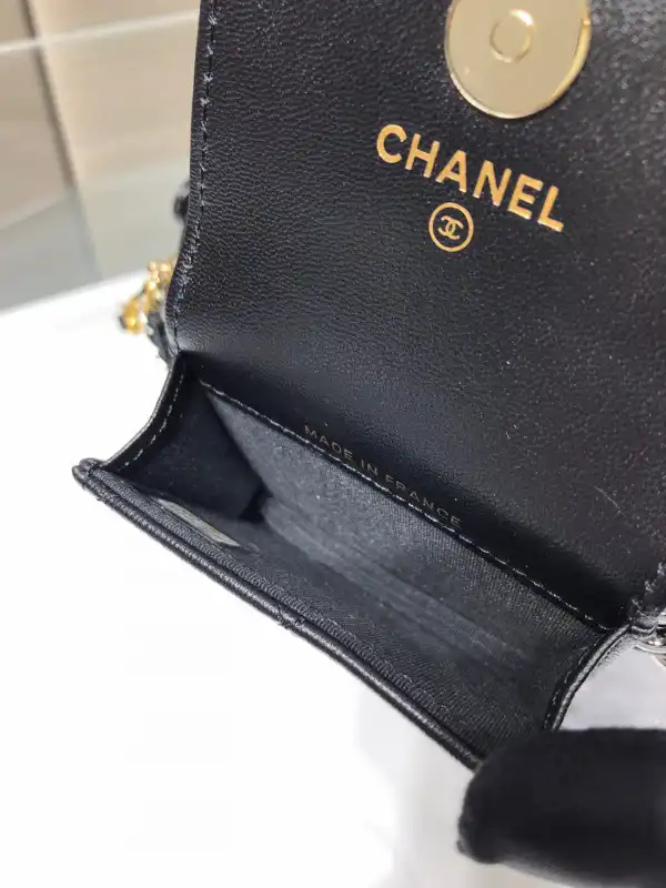 CHANEL AIRPODS CASE