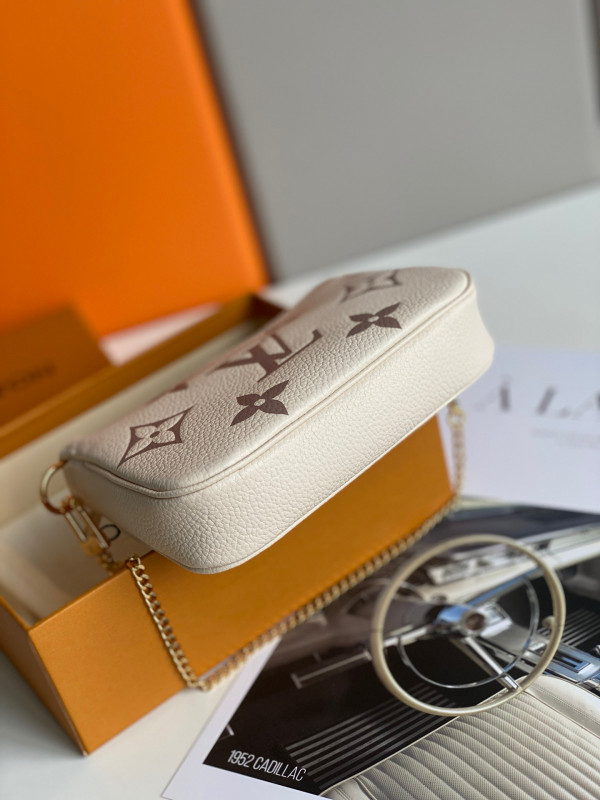 LOUIS VUITTON MINI POCHETTE ACCESSOIRES