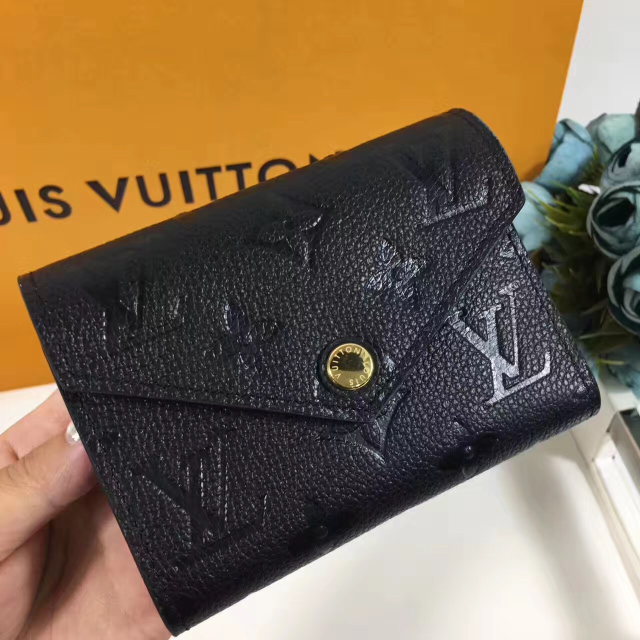 HOT SALE Louis Vuitton Victorine wallet