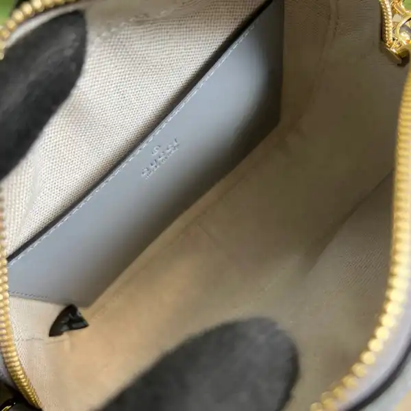 Gucci GG matelassé leather shoulder bag