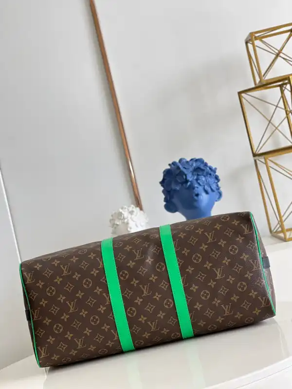 Frstbag ru LOUIS VUITTON KEEPALL BANDOULIÈRE 50