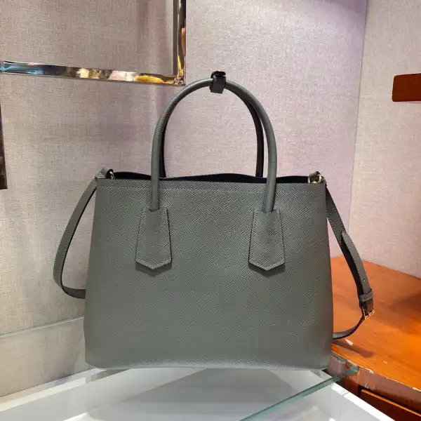 Bagsoffer PRADA Double Bag