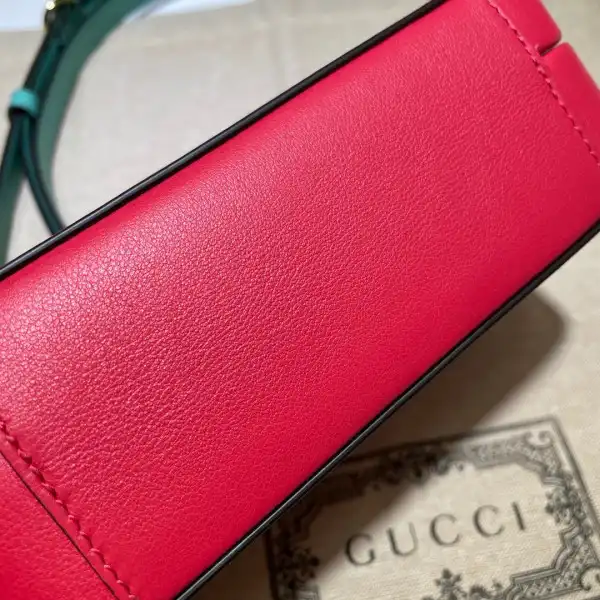 Affordable GUCCI Interlocking G mini bag