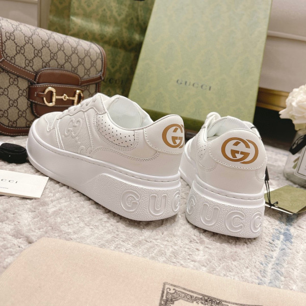 HOT SALE GUCCI sneaker with Web