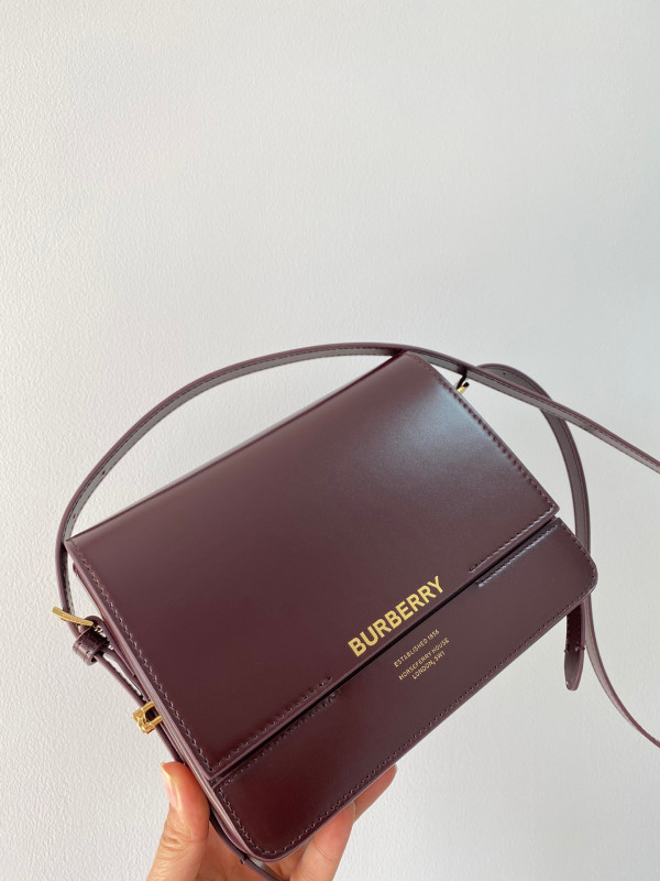 HOT SALE BURBERRY Small Leather Grace Bag