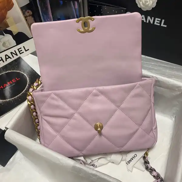 CHANEL 19 FLAP BAG