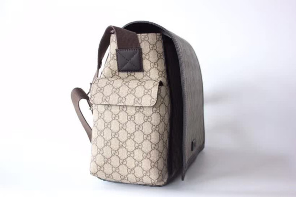 HOT SALE GUCCI GG Supreme diaper bag