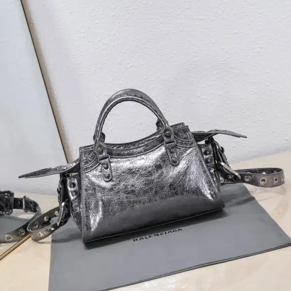 BALENCIAGA NEO CAGOLE XS HANDBAG