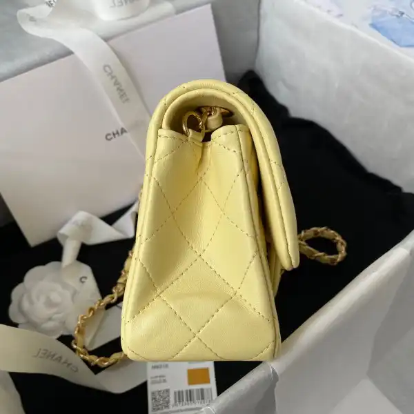 Yupoo bagsoffer CL FLAP BAG 20CM