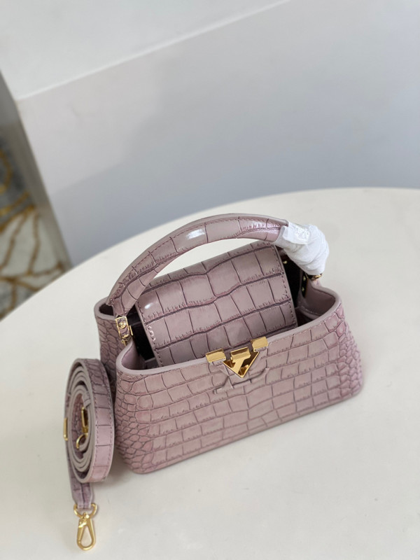 [FREE SHIPPING] LOUIS VUITTON CAPUCINES MINI