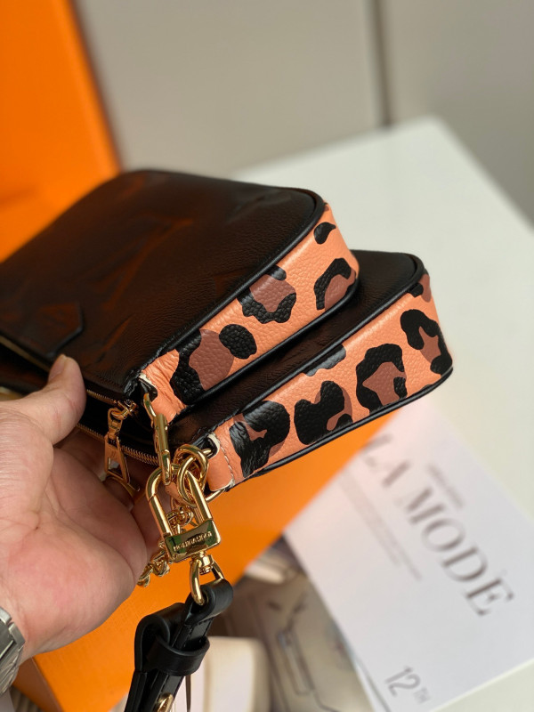 LOUIS VUITTON MULTI POCHETTE ACCESSOIRES