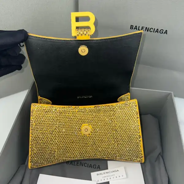 Yupoo bagsoffer BALENCIAGA HOURGLASS