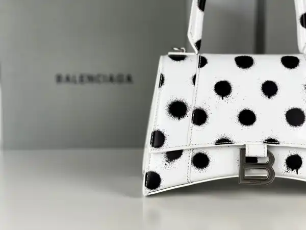 BALENCIAGA HOURGLASS