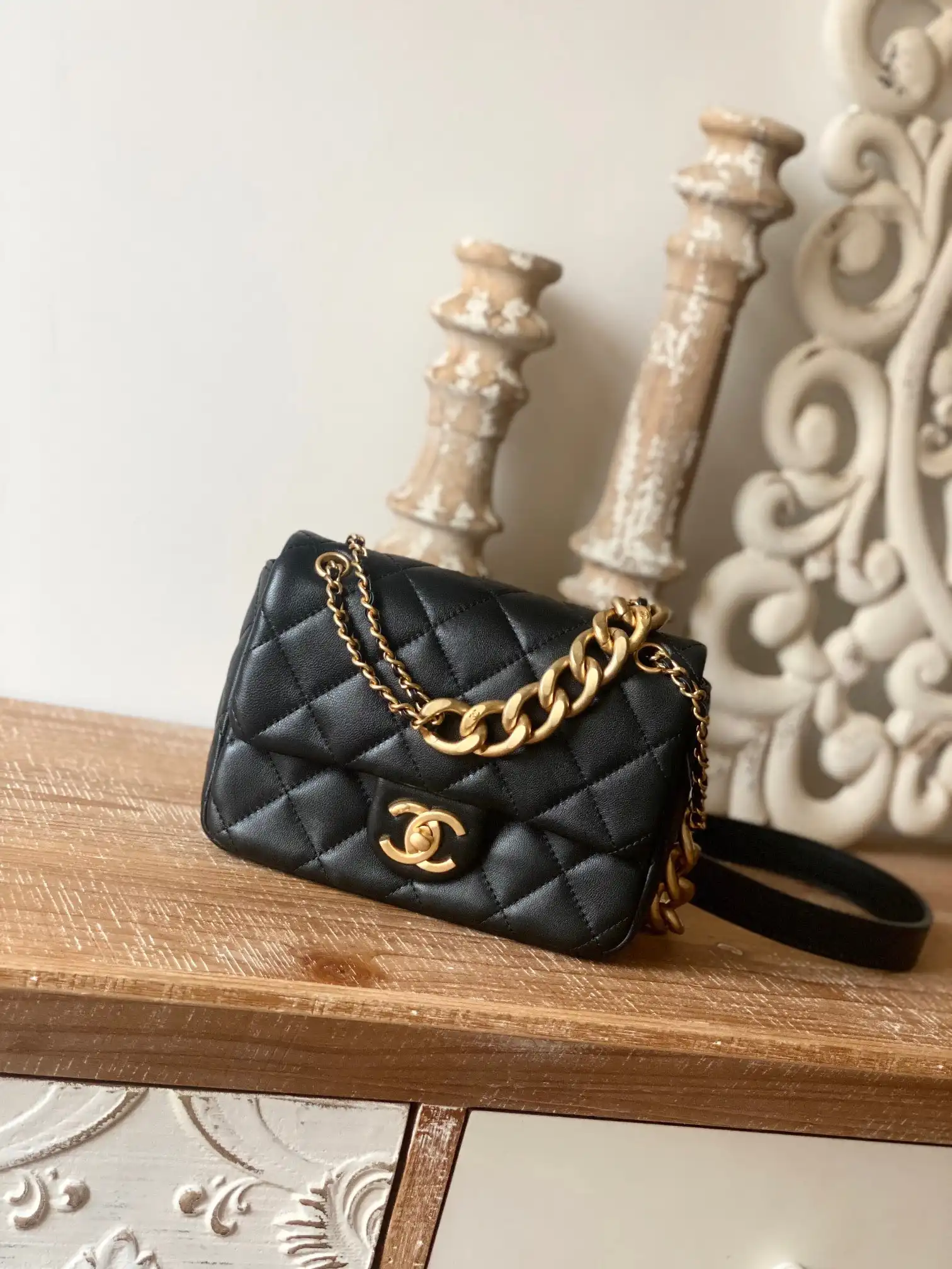 CHANEL FLAP BAG