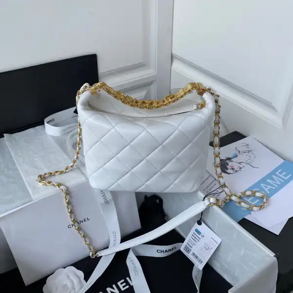 First bag ru CHANEL SMALL HOBO BAG