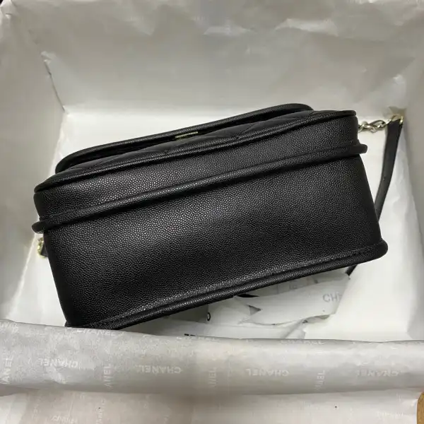 Bagsoffer yupoo CL SMALL MESSENGER BAG