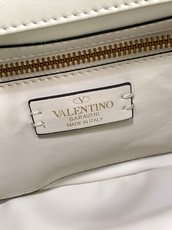 HOT SALE VALENTINO MEDIUM ROMAN STUD THE SHOULDER BAG