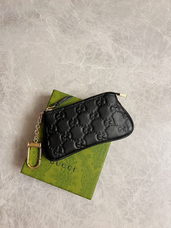 HOT SALE Gucci Signature key case