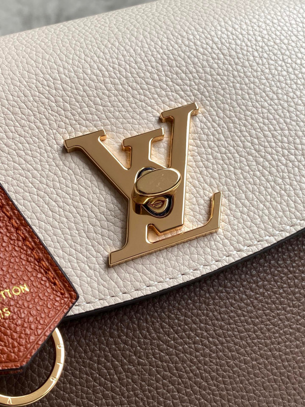 HOT SALE LOUIS VUITTON LOCKME EVER BB