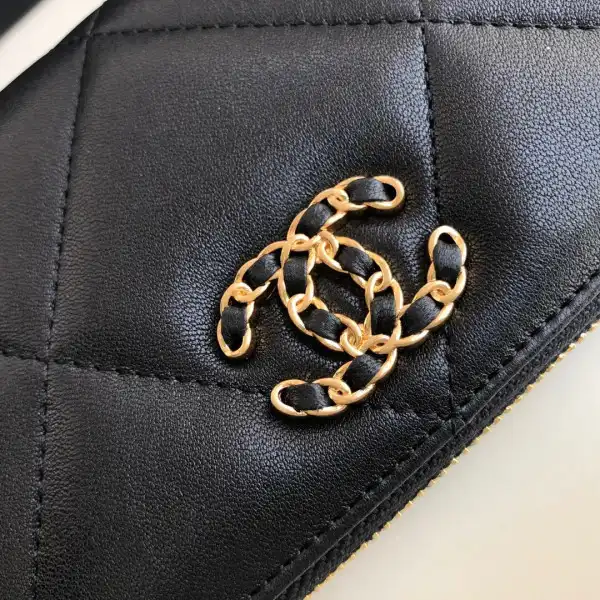 First bag ru CHANEL 19 ZIPPED WALLET