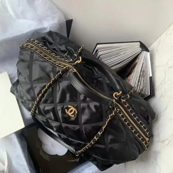 CHANEL TOTE BAG