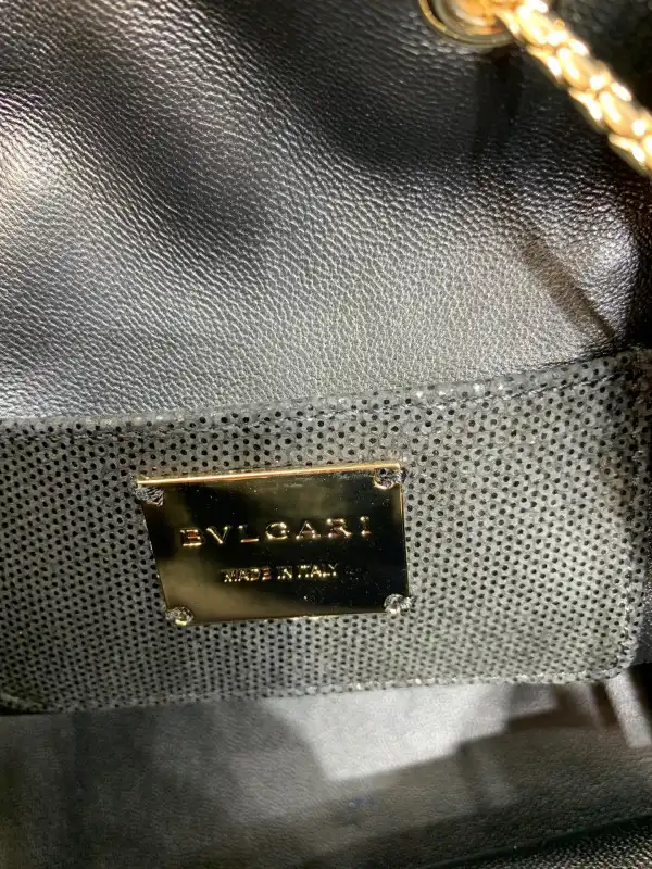 First bag ru BVLGARI SERPENTI FOREVER BUCKET BAG