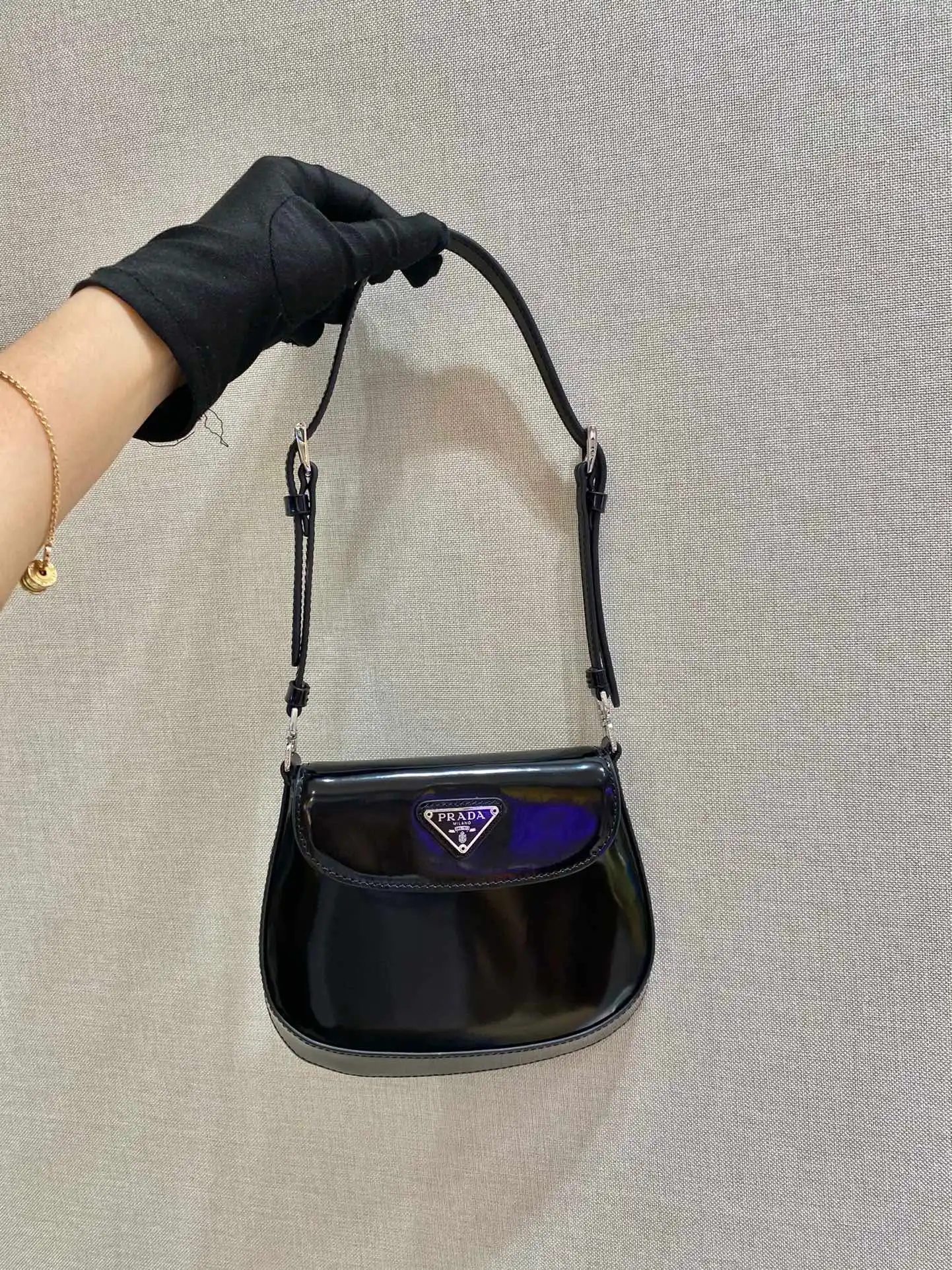 First bag ru Prada CHANELeo mini bag