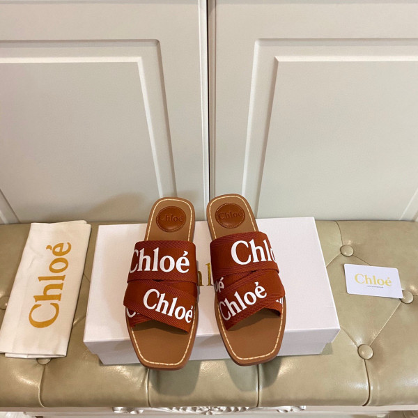 HOT SALE CHLOÉ woody flat mule