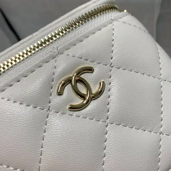 CHANEL SMALL VANITY WITH CHAIN