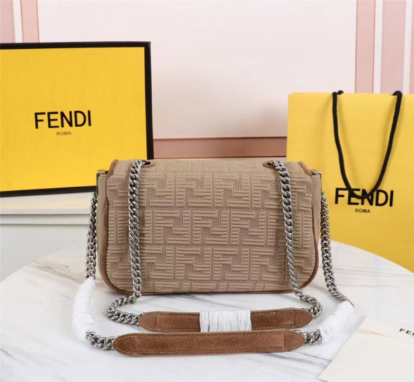 HOT SALE FENDI MIDI BAGUETTE CHAIN