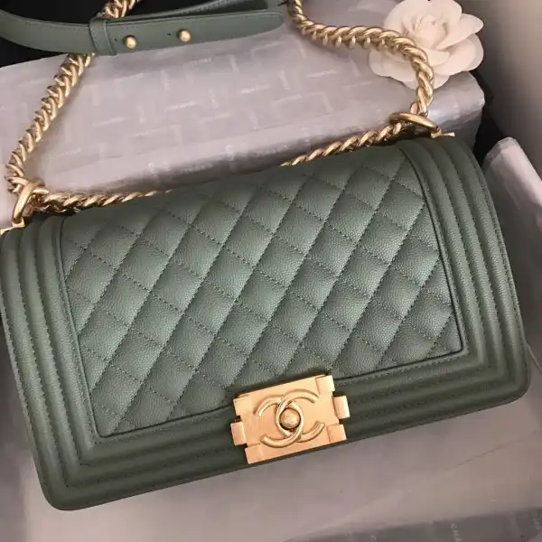 First bag ru CHANEL BOY BAG 20CM 25CM