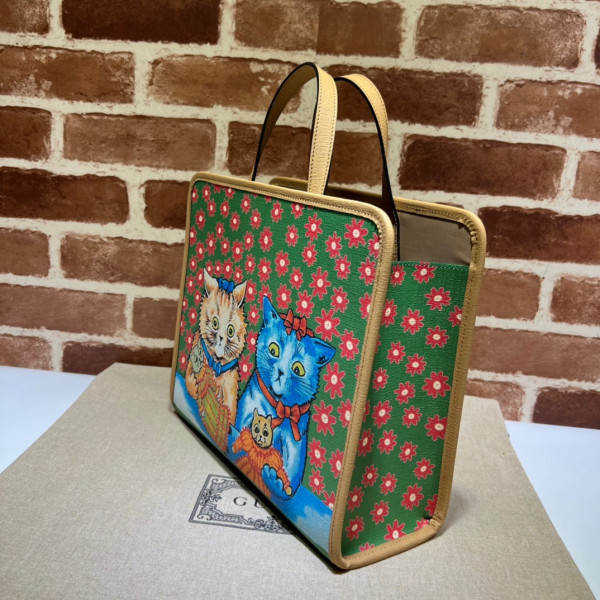 HOT SALE GUCCI Children's strawberry star tote bag