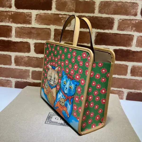 Affordable GUCCI Children's strawberry star tote bag