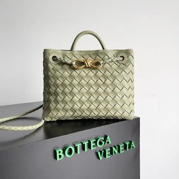 First bag ru BOTTEGA VENETA MEDIUM ANDIAMO