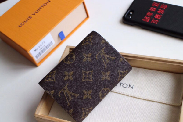 LOUIS VUITTON VICTORINE WALLET