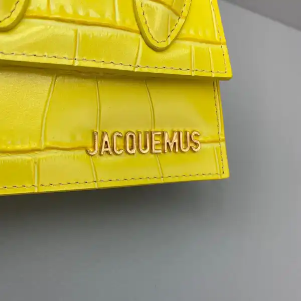 JACQUEMUS Le Chiquito Mini Bag