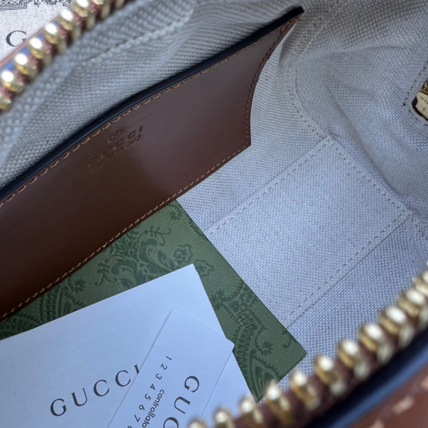 HOT SALE GUCCI GG matelassé leather top handle bag