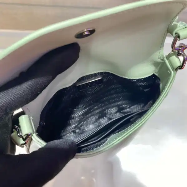 First bag ru Prada CHANELeo mini bag