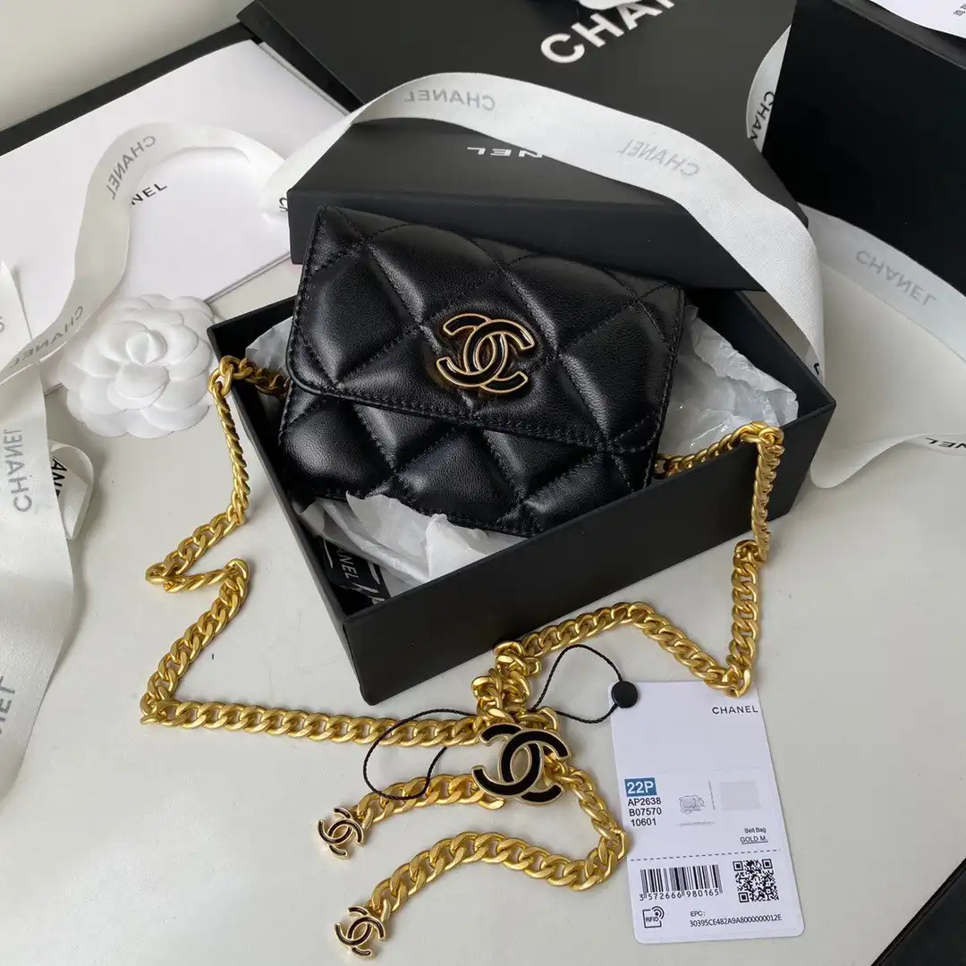 CHANEL CHANELUTCH WITH CHAIN